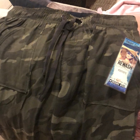 Pants - Picture 2 of 2